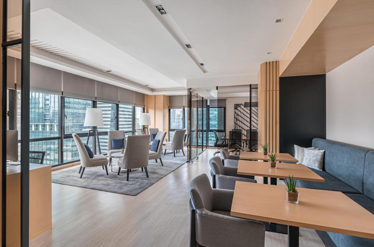 Seda Bonifacio Global City Taguig Exteriör bild